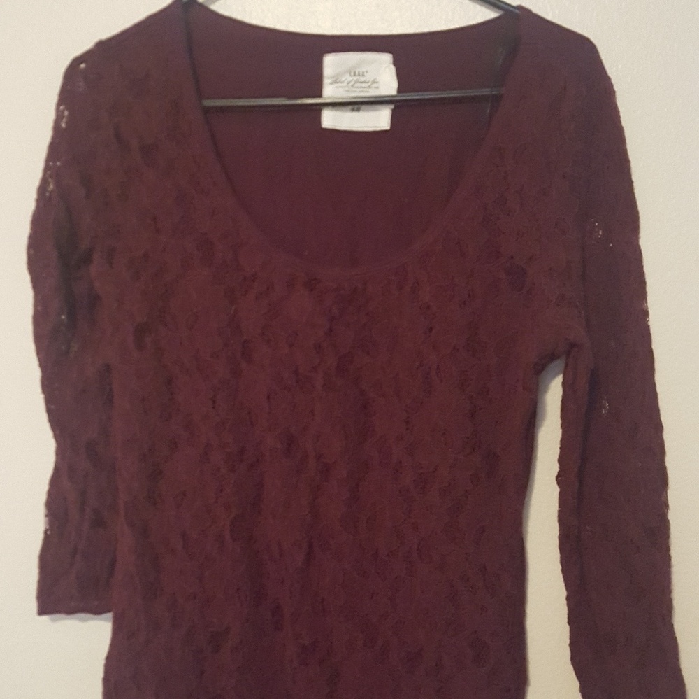H&M burgundy top sz L