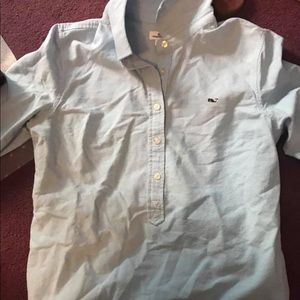 Vineyard vines button down chambray shirt