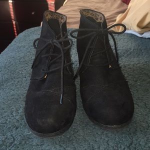 Black boots