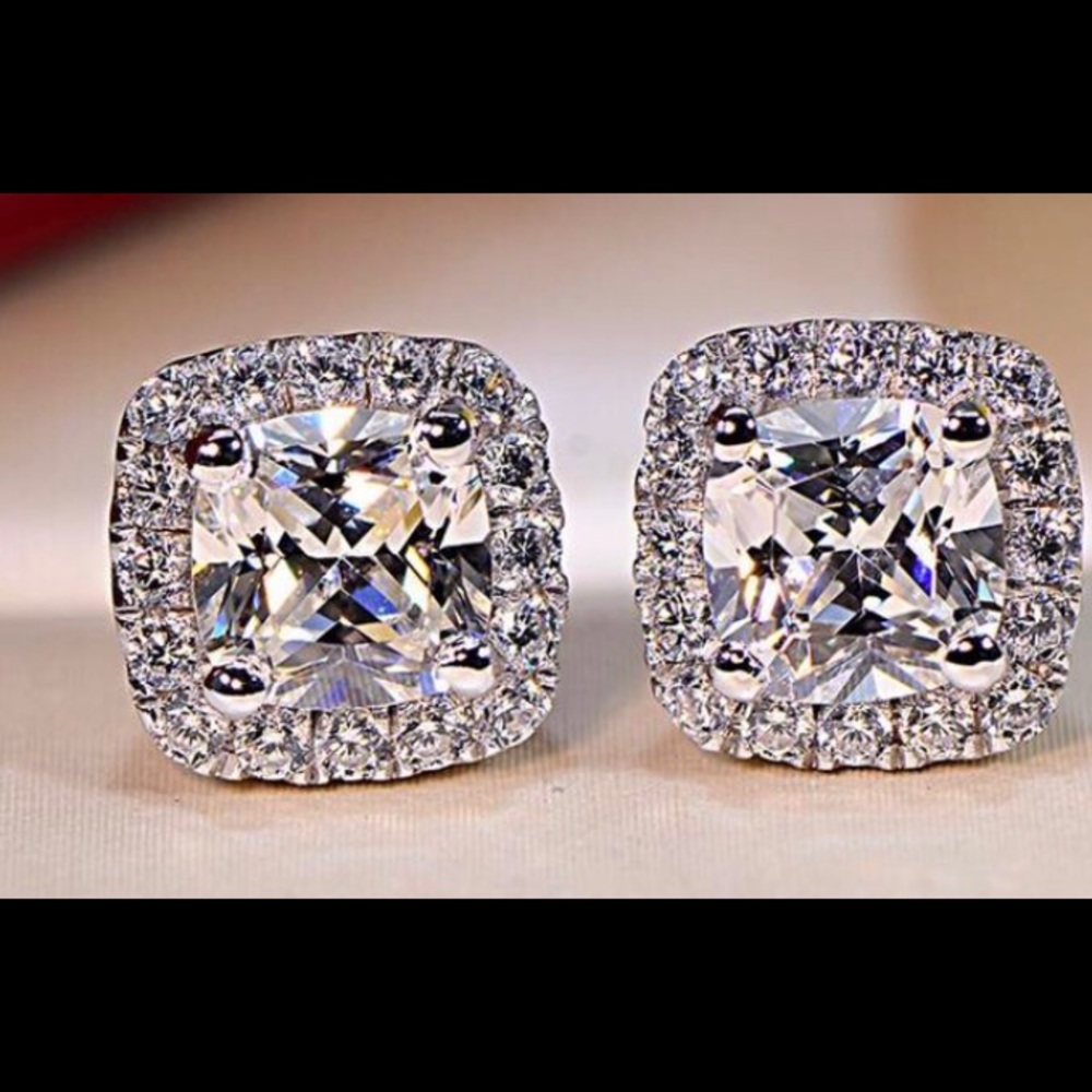 2CT AAA Zircon Stud Earrings