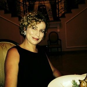 Meet your Posher, Ana