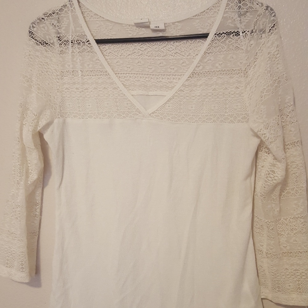 H&M cream lace top sz M