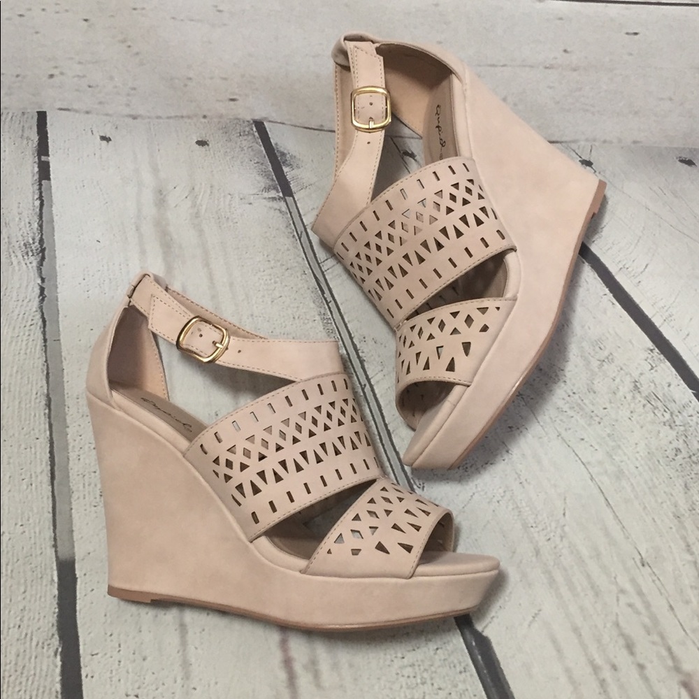 ❗️Last Pair in Size 8❗️🌻Comfy & Cute Wedges