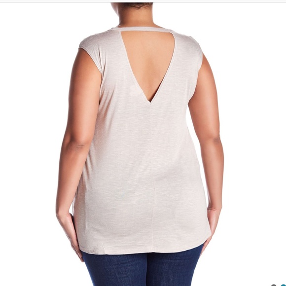 3/25$ nwt Plus tee - Picture 3 of 5