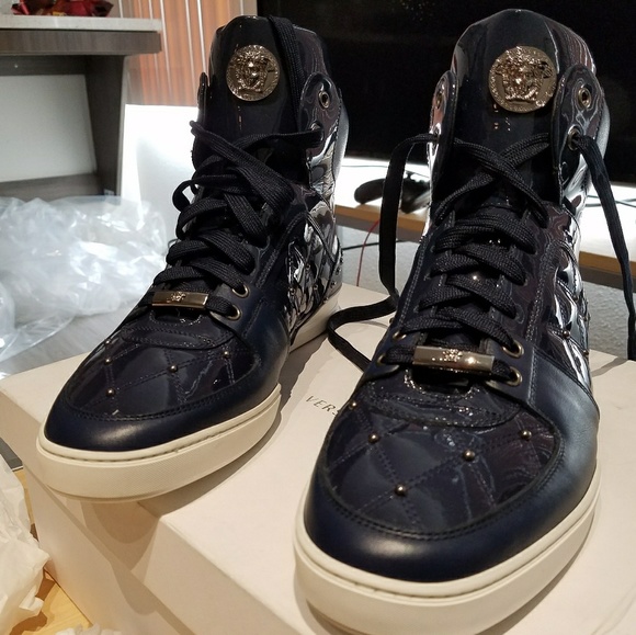 Men\'s Versace shoes (Size 10)