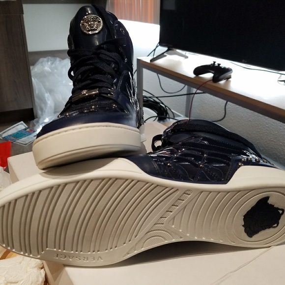 Men\'s Versace shoes (Size 10)