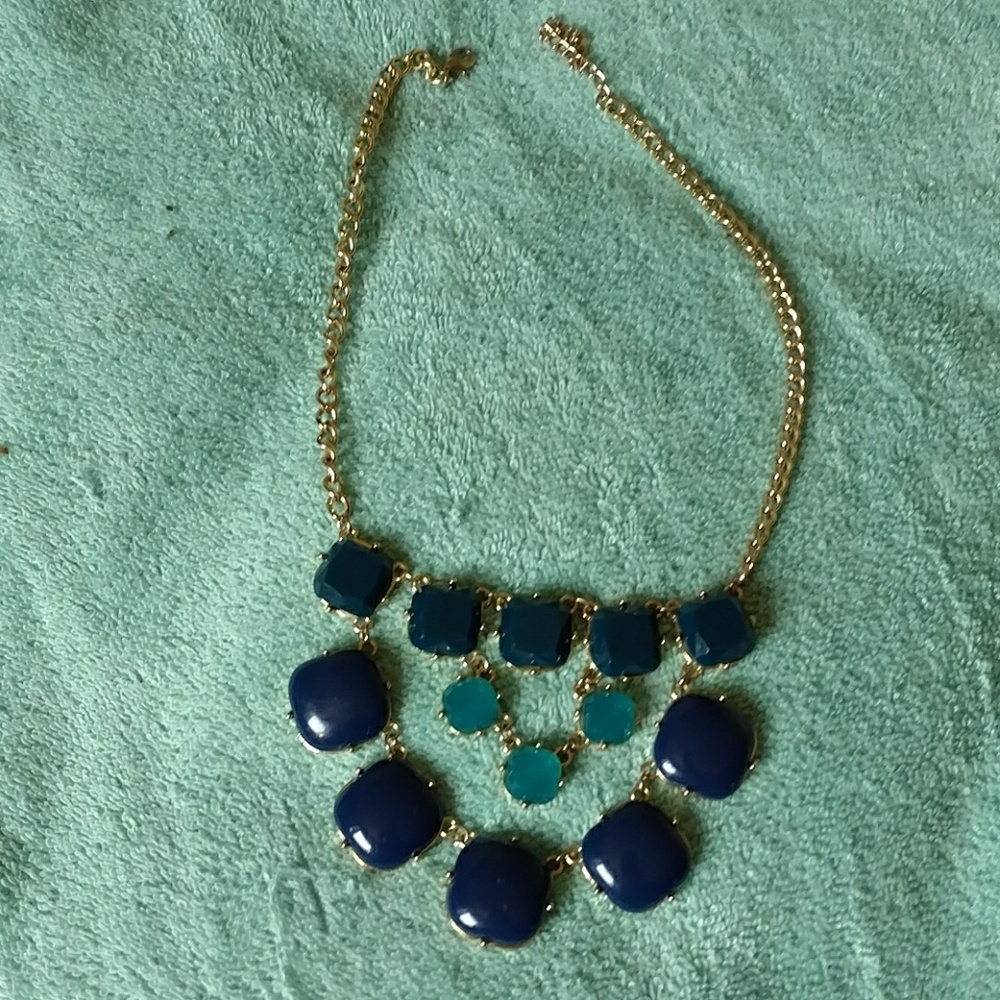 Statement necklace