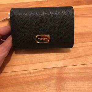 Micheal Kors Slim Wallet