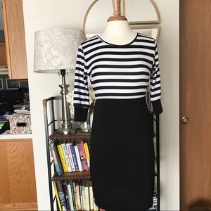 Black & White 3/4 Sleeve Bodycon Dress