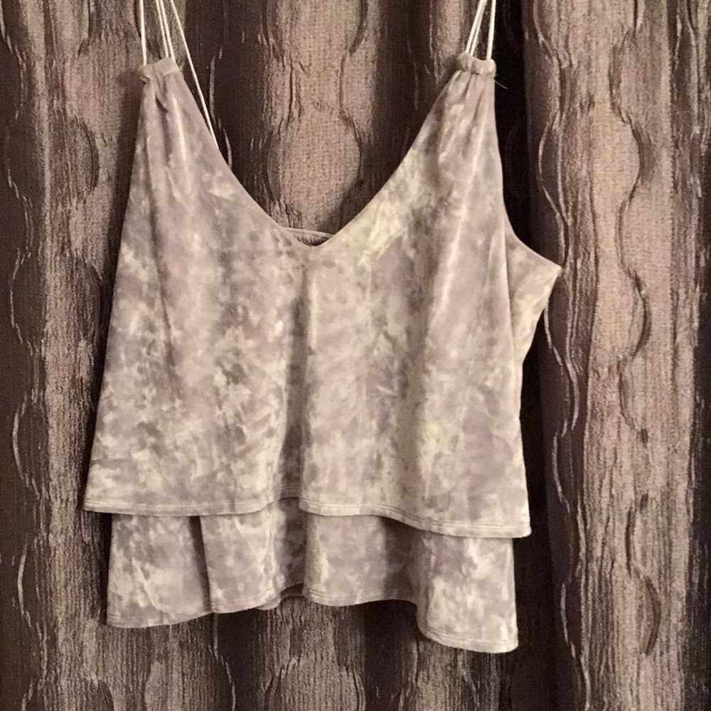 Lovely velvet Express tops in pink and grey!!