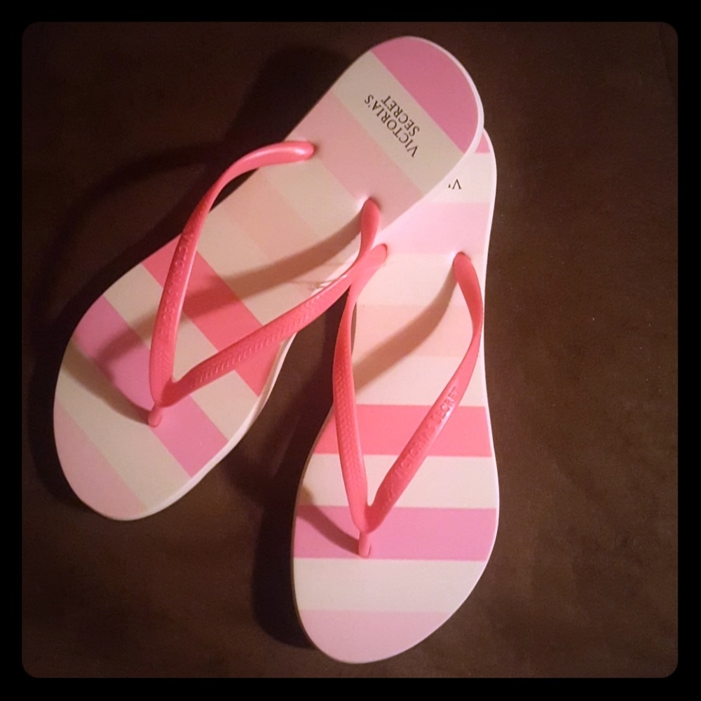 Brand New Victoria's Secret White & Pink Flip Flop