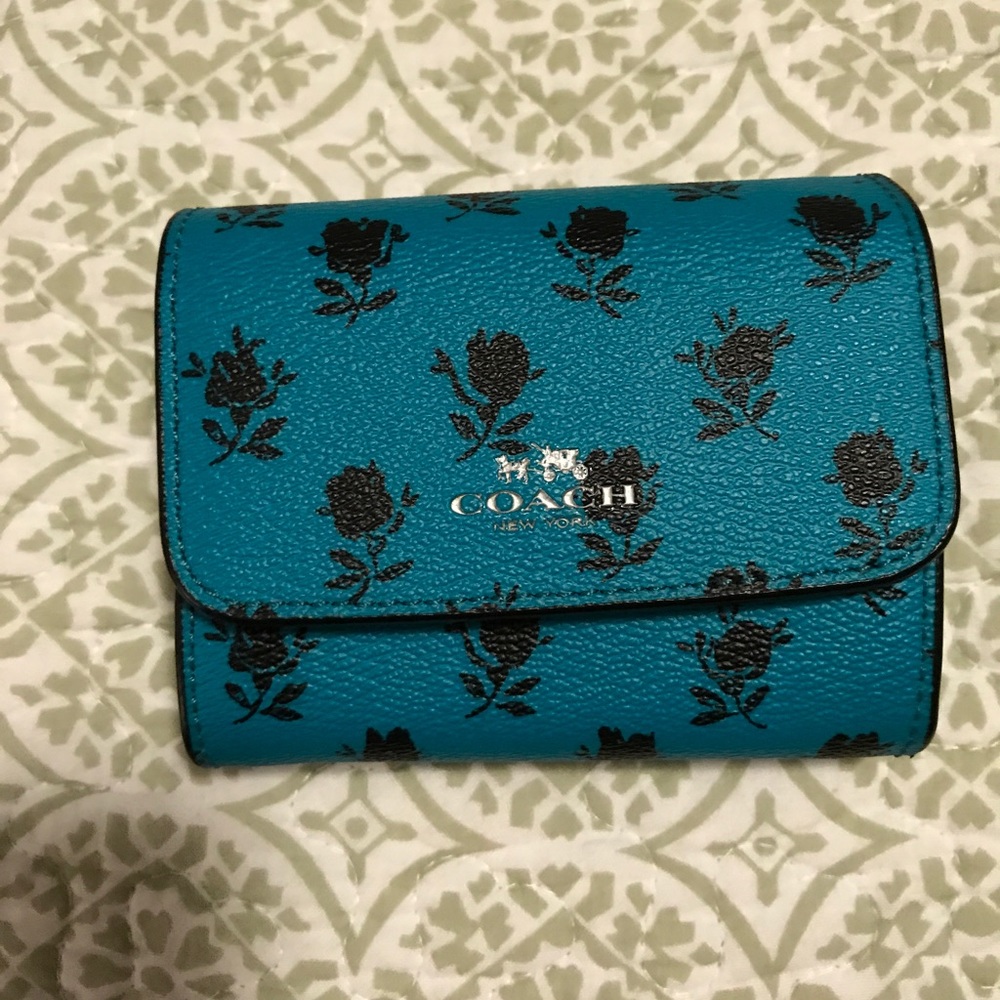 Coach wallet New!!! 🎅🏻🎅🏻🎄🎄