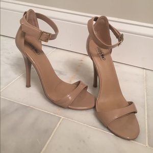 Nude patent leather strappy heels