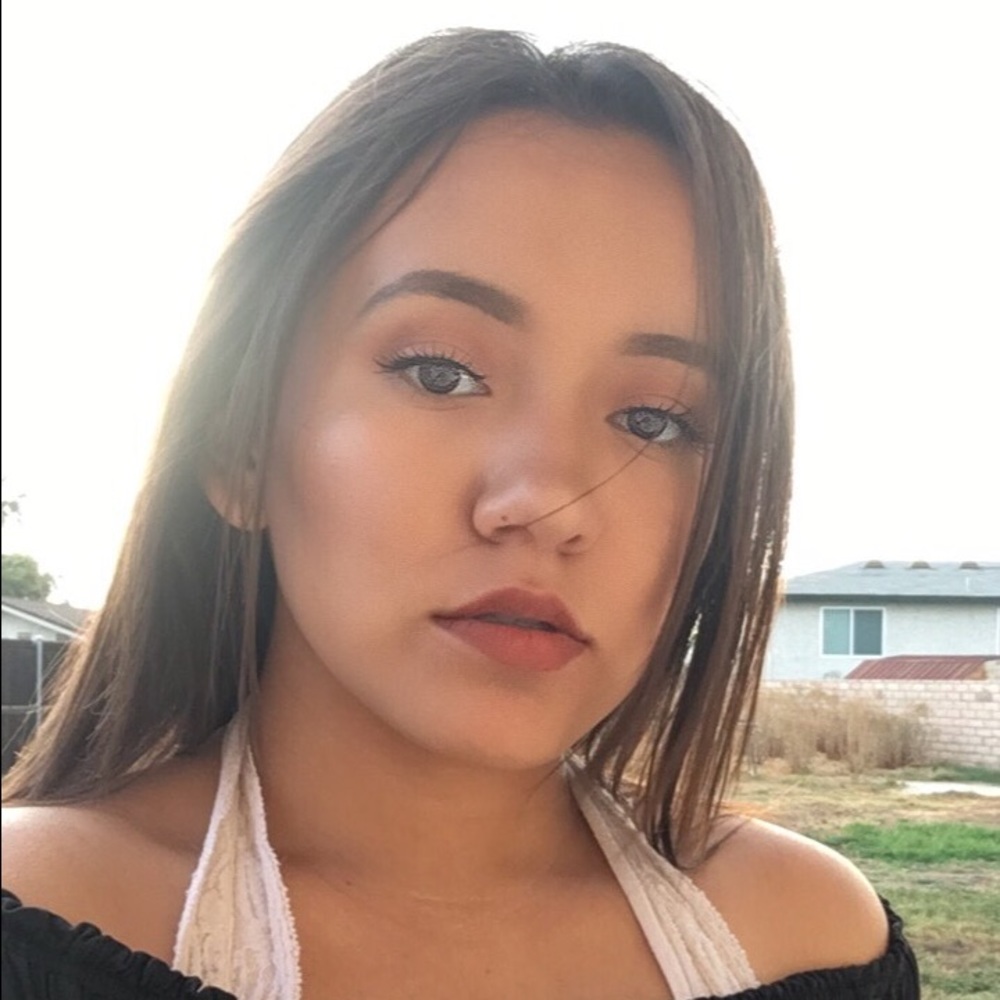 Meet your Posher, Breanna