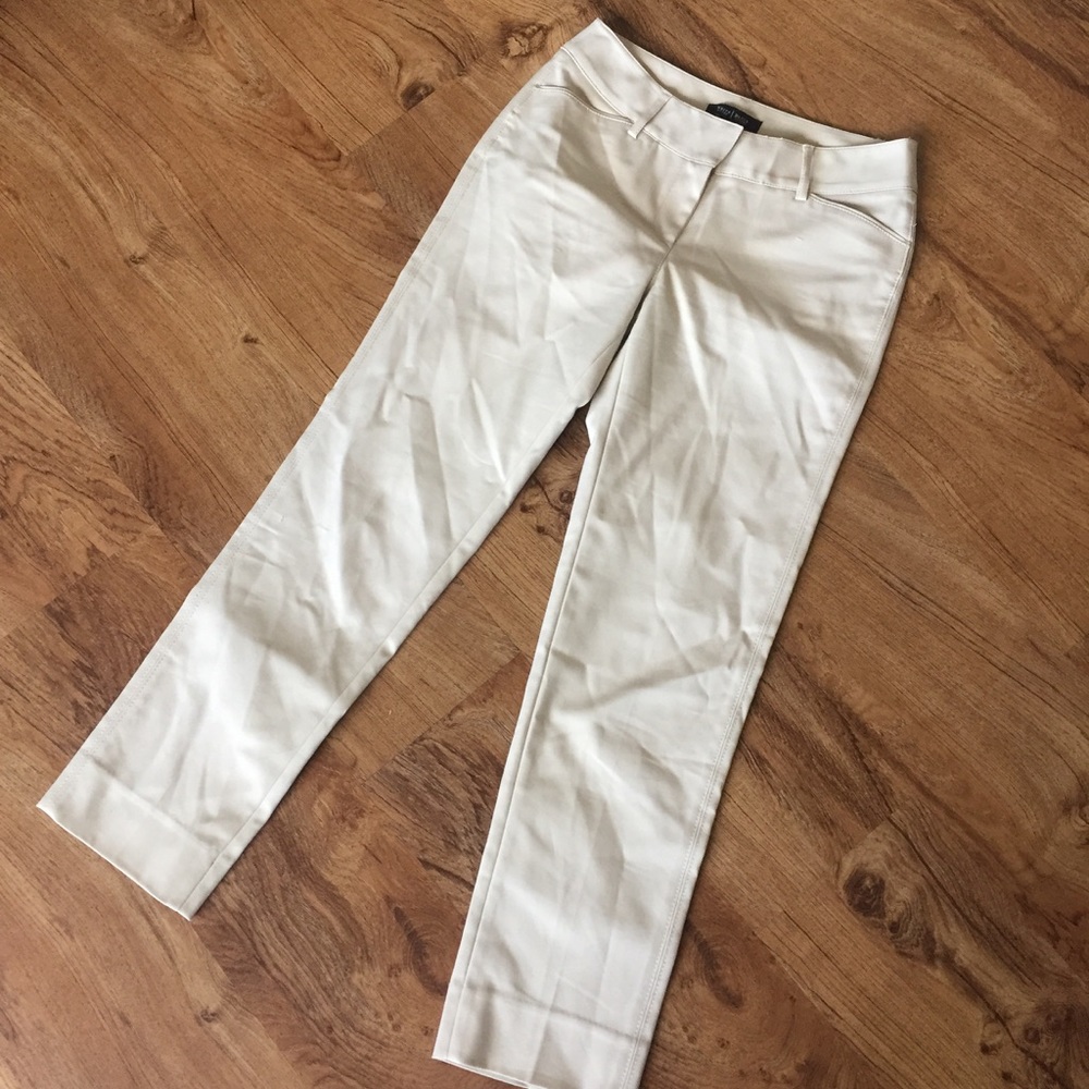White House Black Market ankle pant