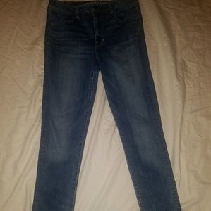 American Eagle High-Rise Jegging