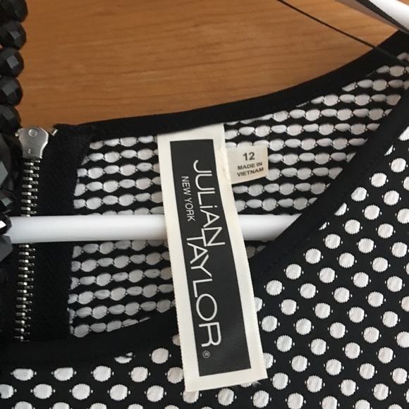 Polka dot swing dress - Picture 3 of 5