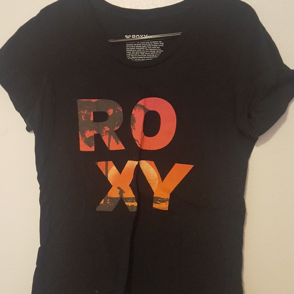 Roxy t shirt size XL