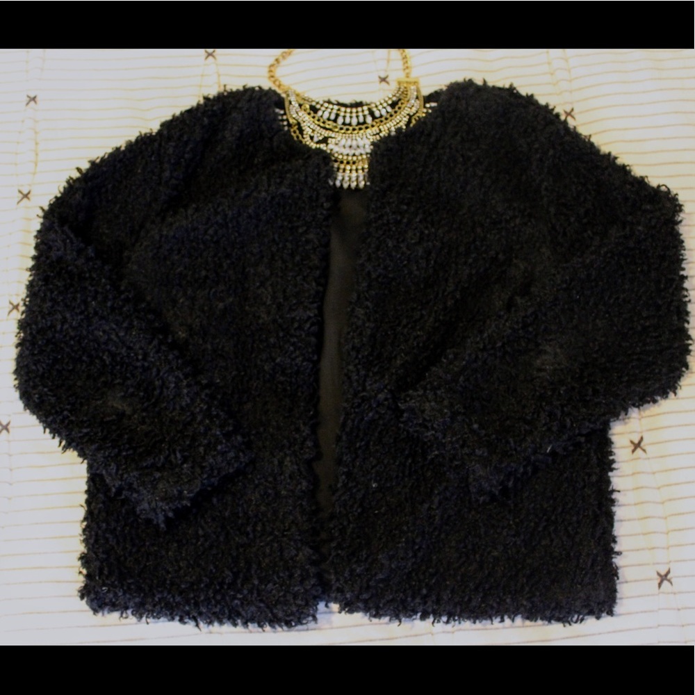H&M Fuzzy Cropped Sweater