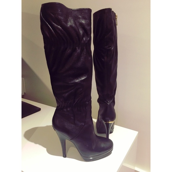 Michael Kors boots size 6 - Picture 4 of 4