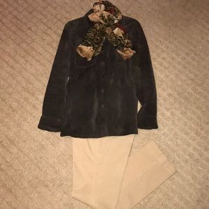 Gorgeous Ann Taylor classic chocolate suede jacket