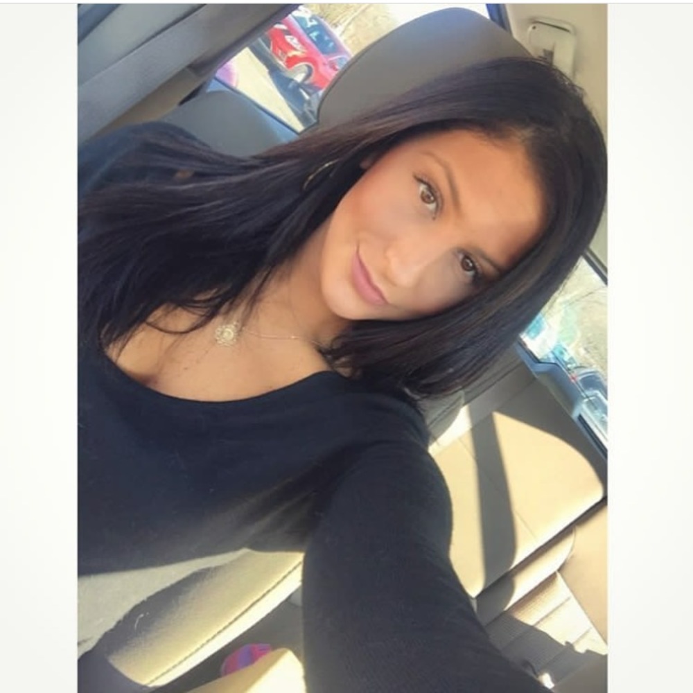 Meet your Posher, Dani