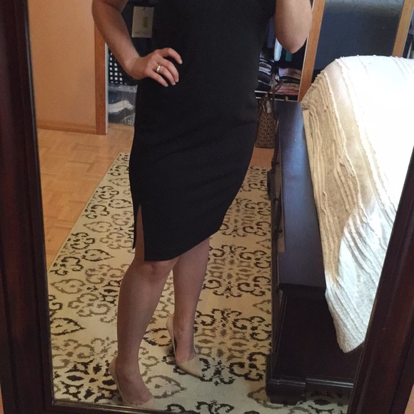 ๐ค๐ Calvin Klein double slit dress. - Picture 3 of 6