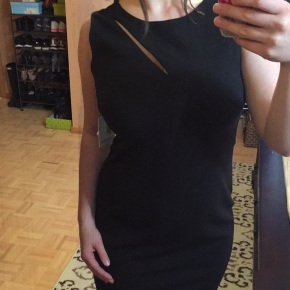 ๐ค๐ Calvin Klein double slit dress. - Picture 4 of 6