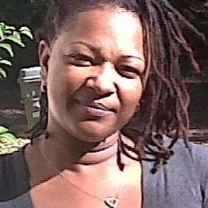 Meet your Posher, Ebony