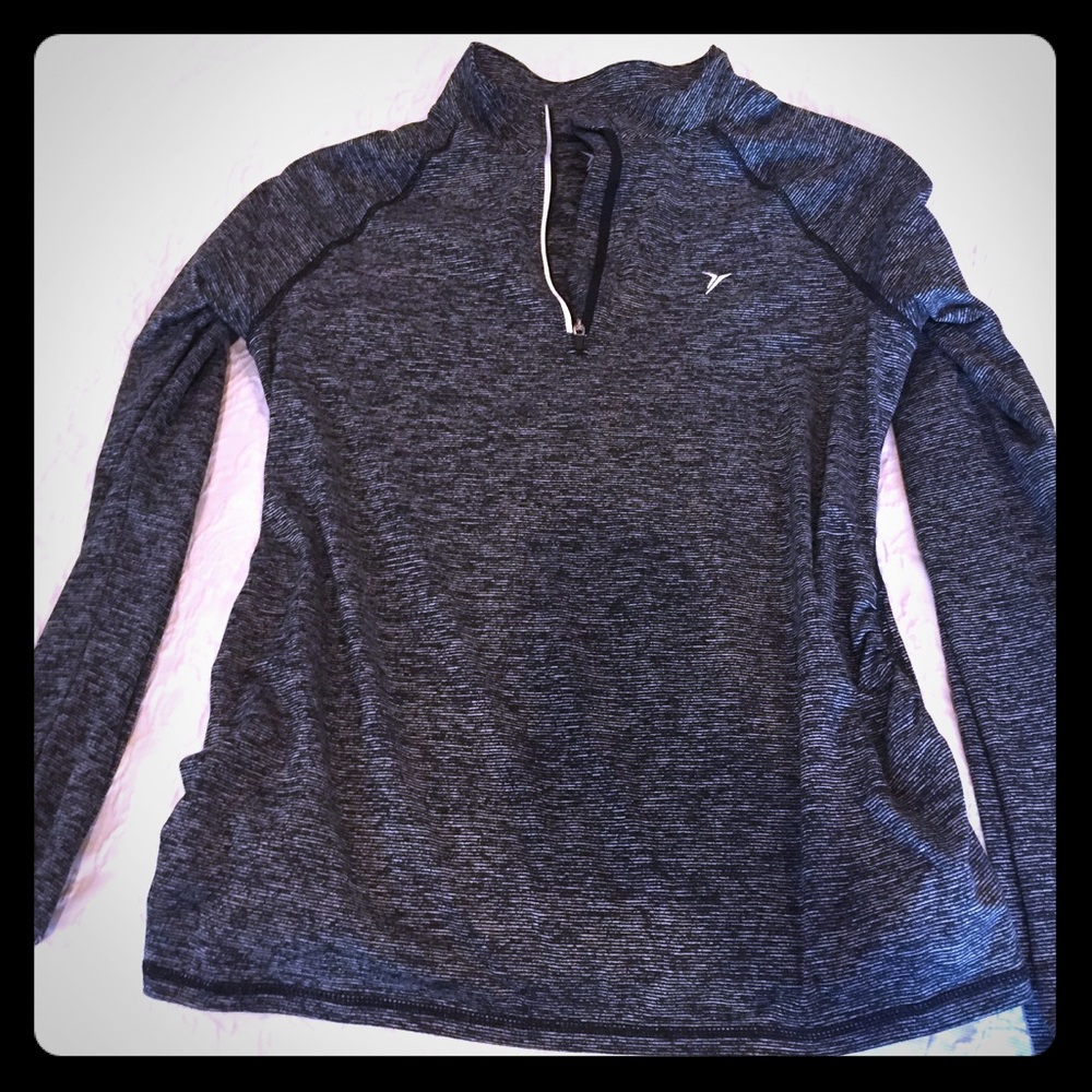 Maternity Athletic Pullover