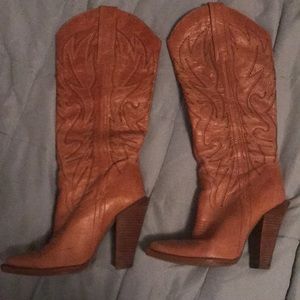 Jessica Simpson boots 7.5