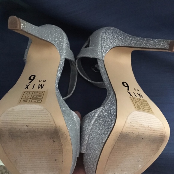 Mix 6 Open Toe Platform Heels - Picture 3 of 3