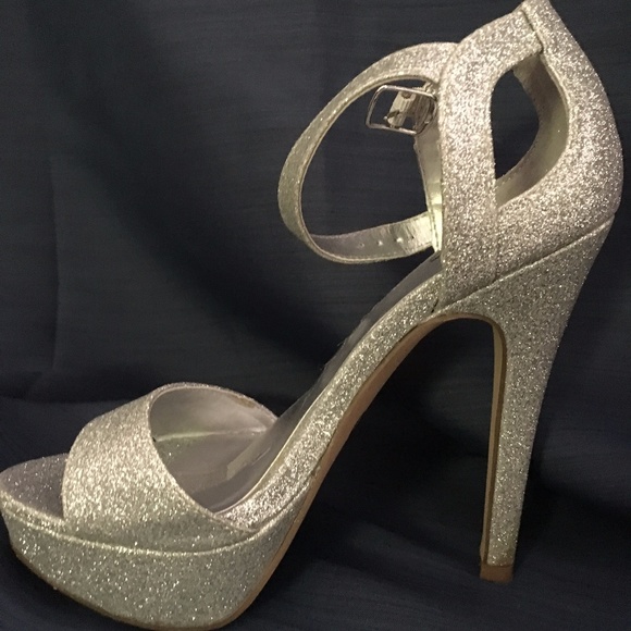Mix 6 Open Toe Platform Heels - Picture 2 of 3