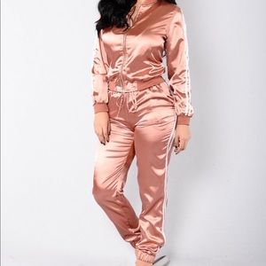 Satin track suit (Marsala)