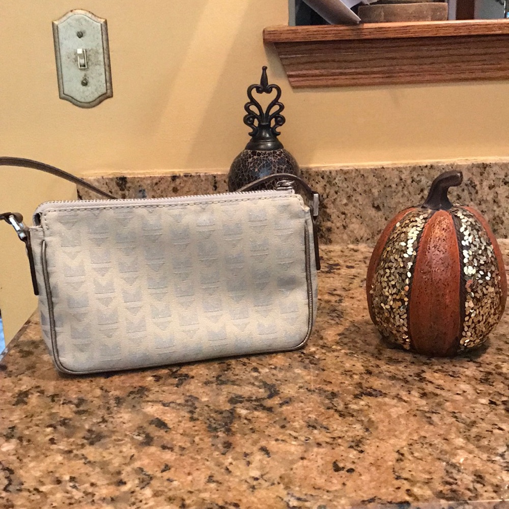 Mini genuine Michael Kors purse!