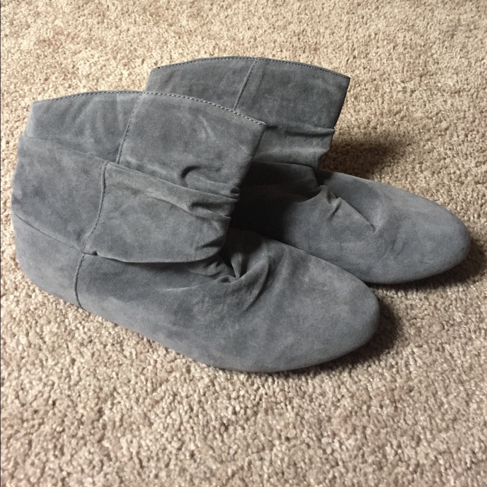 Velvet booties