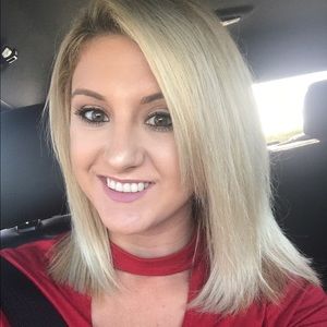 Meet your Posher, Kellie