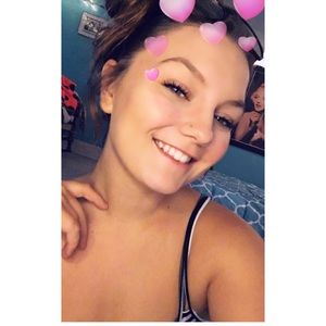 Meet your Posher, Hailey