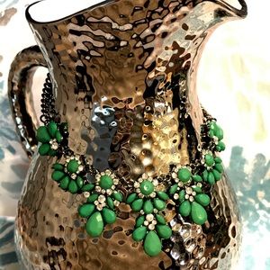 Green Statement Necklace!!