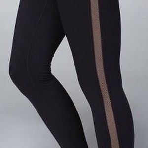 Lululemon Second chance pant blk size 6