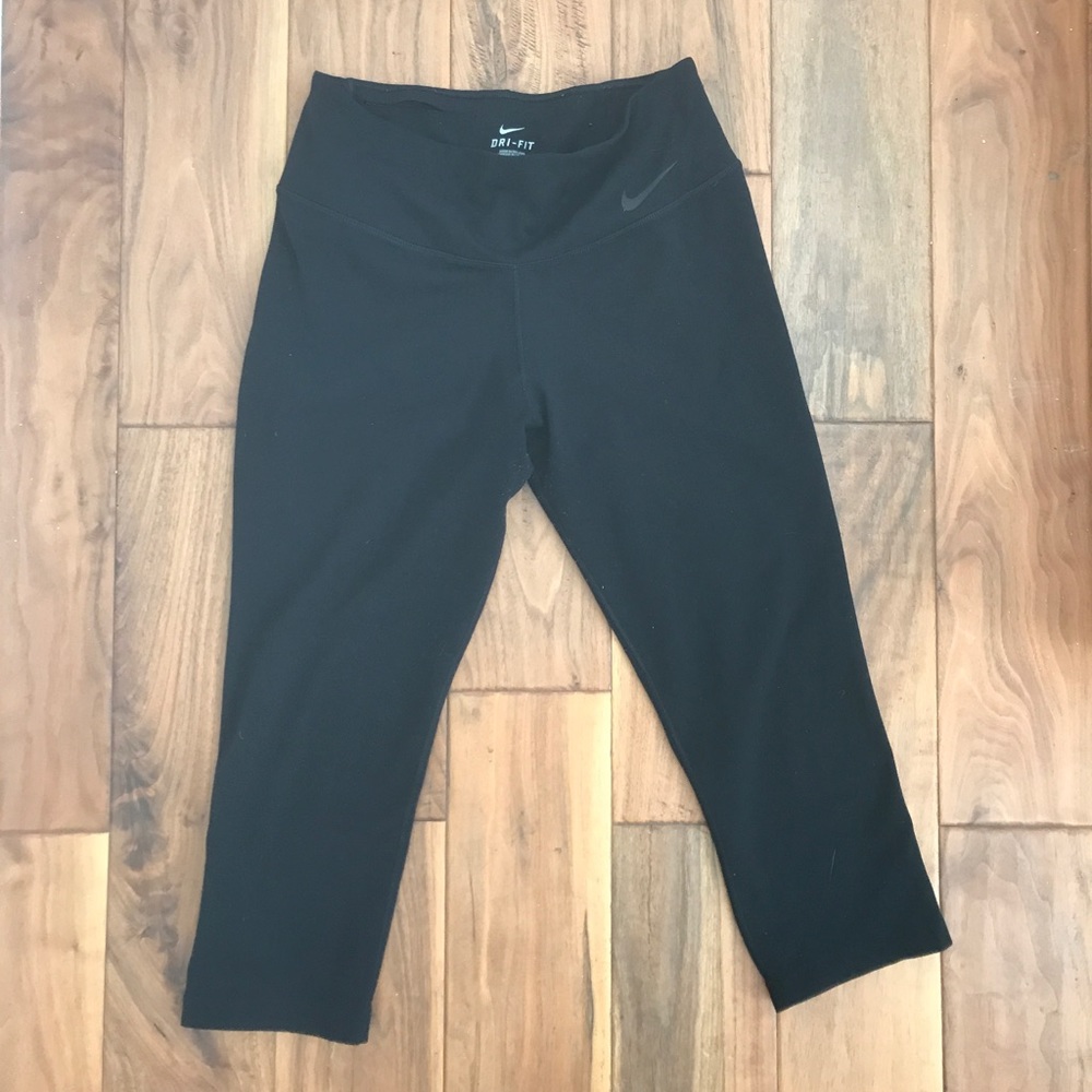 Nike Dry Fit Capris