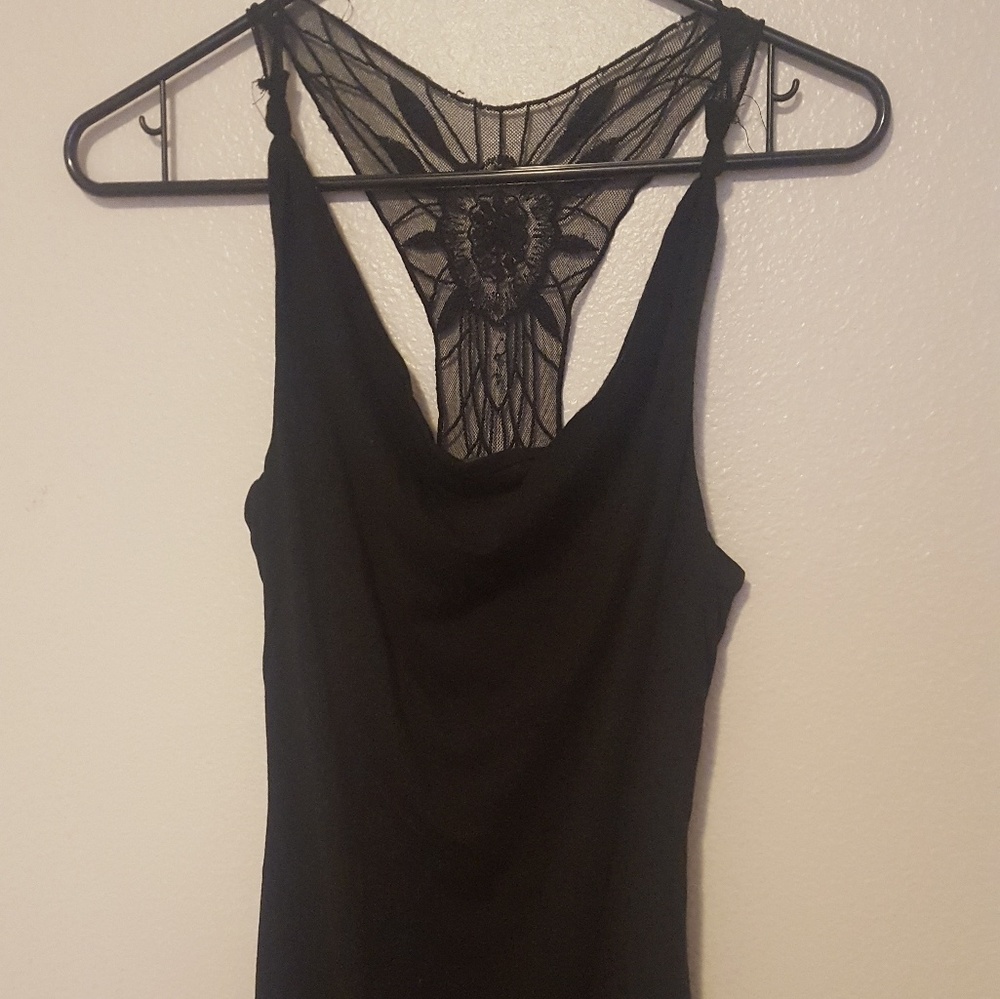 Limited black tank sz XS