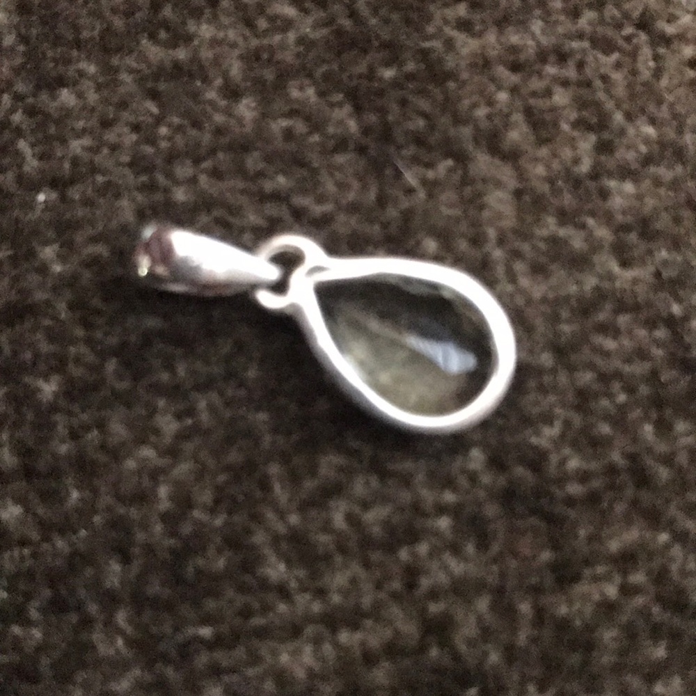 Green Amethyst Pendant Sterling Silver - Picture 3 of 6