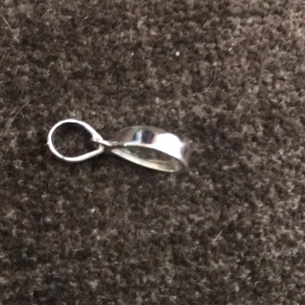 Green Amethyst Pendant Sterling Silver - Picture 4 of 6