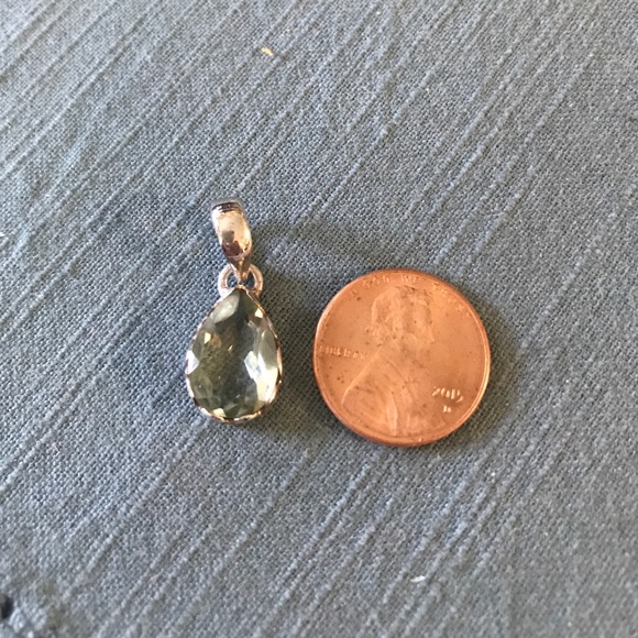 Green Amethyst Pendant Sterling Silver - Picture 5 of 6