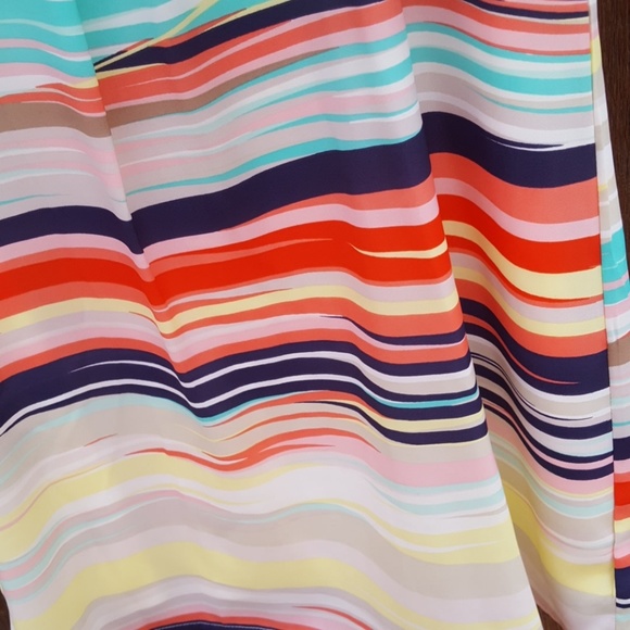 Multicolored Shift Dress - Picture 3 of 4