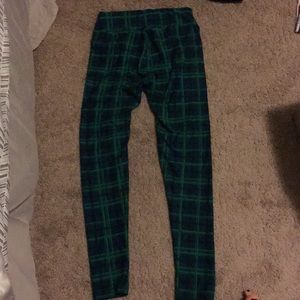 green and blue plaid lularoe leggings!