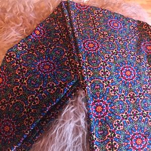 New never worn LuLaRoe leggings OS!