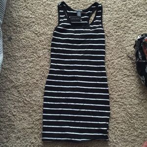 Black and white bodycon dress
