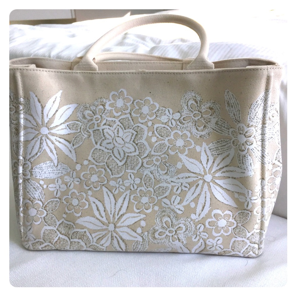 Oscar de la Renta Tote